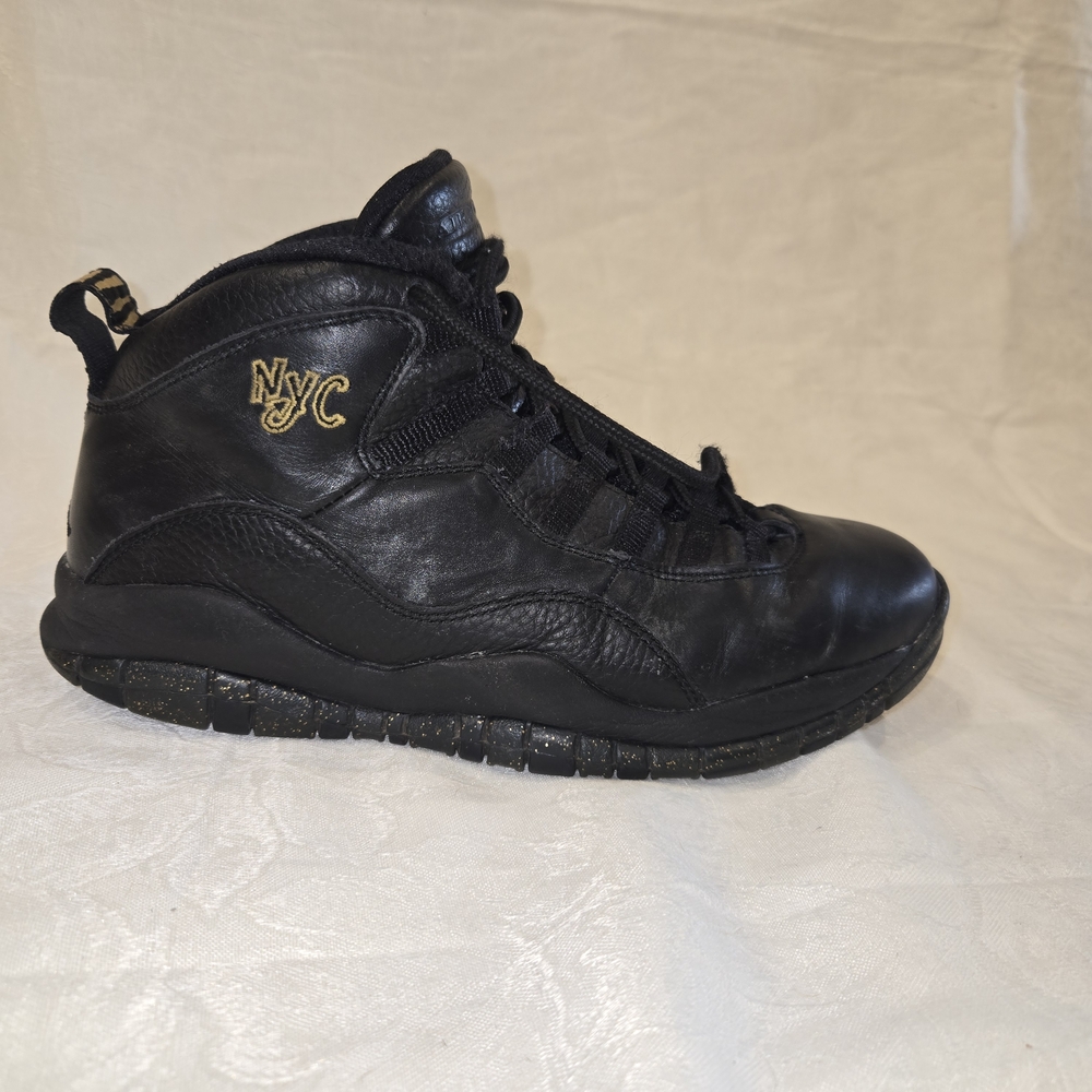 Air Jordan 10 Retro NYC Sneakers, Black